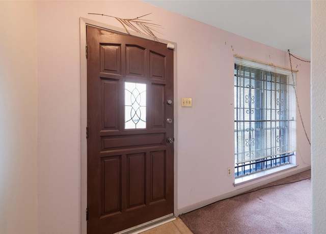 Property at 6046 Harbrook Dr, Houston, TX 77087, 3 beds, 2 baths
