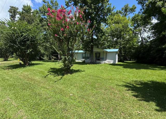 Property at 315 Sequoia Ln, Onalaska, TX 77360, 2 beds, 2 baths