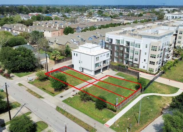 Property at 449 W 25th St, Houston, TX 77008