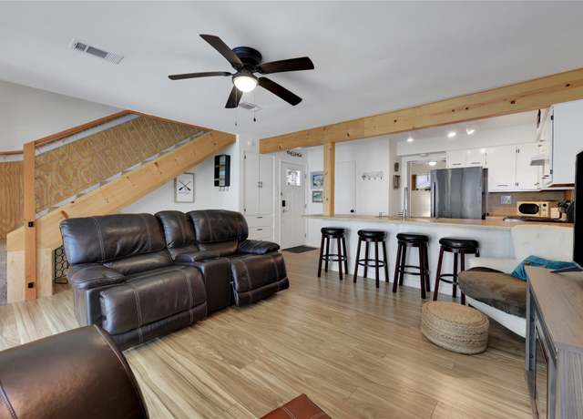 Property at 118 Harbour Ln, Coldspring, TX 77331, 3 beds, 1.5 baths