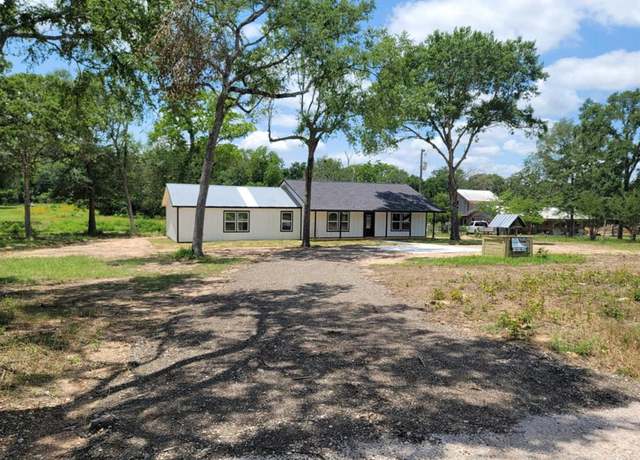 Property at 24481 Faith Ln, Hempstead, TX 77445, 3 beds, 2 baths