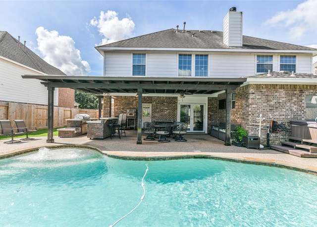 Property at 1753 Cranston Grove Dr, Dickinson, TX 77539, 4 beds, 3.5 baths