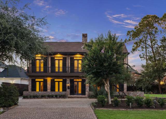 Property at 5040 Fieldwood Dr, Houston, TX 77056, 4 beds, 3.5 baths