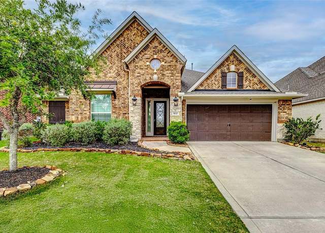 Property at 9830 Joyce Dr, Iowa Colony, TX 77583, 4 beds, 3 baths
