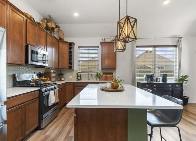 Property at 3221 Climbing Gardens Ct, Conroe, TX 77301, 3 beds, 2 baths