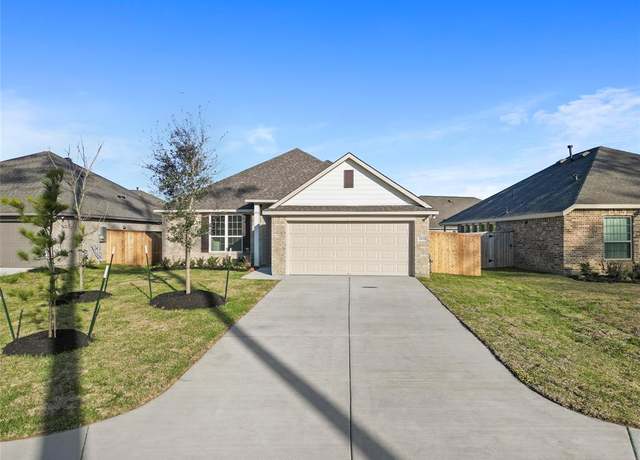 Property at 1505 Mirador Dr, Conroe, TX 77301, 4 beds, 2 baths