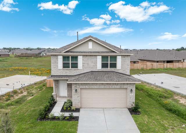 Property at 5311 West Bayou Maison Cir, Dickinson, TX 77539, 4 beds, 2.5 baths
