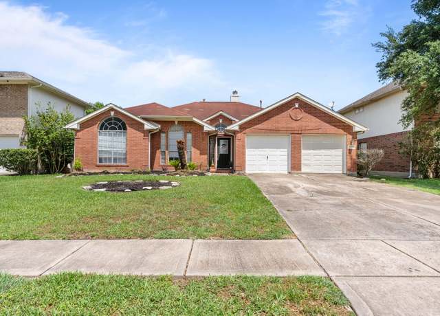 Property at 1522 Hunter Green Ln, Fresno, TX 77545, 3 beds, 2 baths