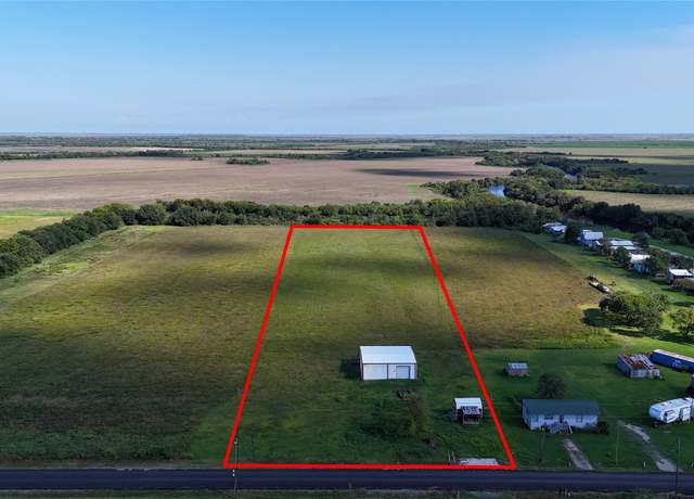 Property at 11705 Landrum Rd, Santa Fe, TX 77510