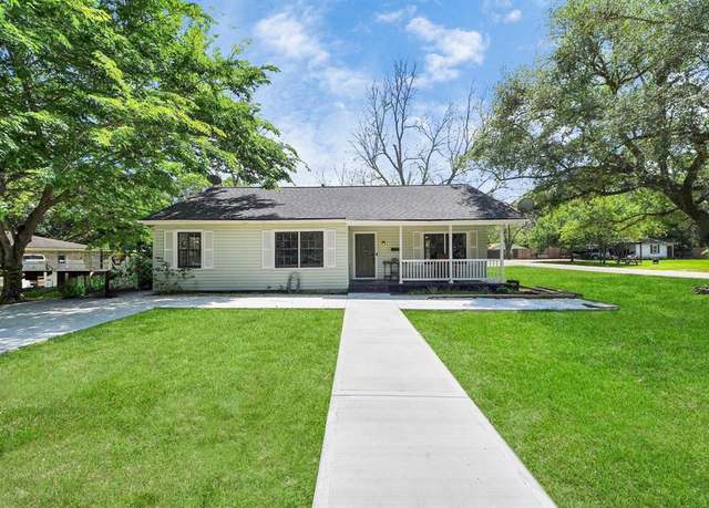 Property at 600 Old Galveston Rd, Alvin, TX 77511, 3 beds, 1.5 baths