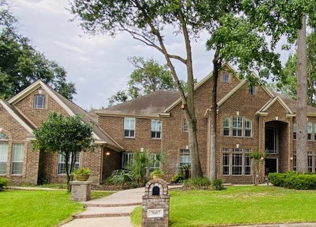 Property at 7607 Bridenwood Ct, Spring, TX 77379, 5 beds, 5 baths
