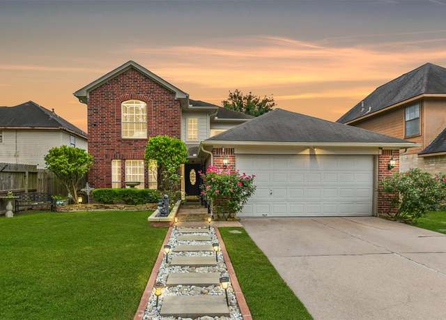 Property at 15527 Schumann Ln, Houston, TX 77083, 3 beds, 2.5 baths
