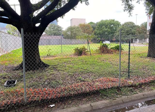 Property at 4711 Oakshire Dr, Houston, TX 77027