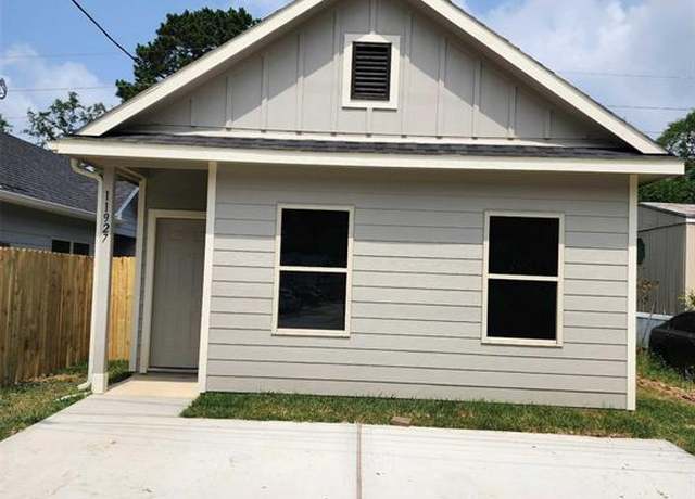 Property at 11927 Nelwood, Willis, TX 77318, 2 beds, 2 baths