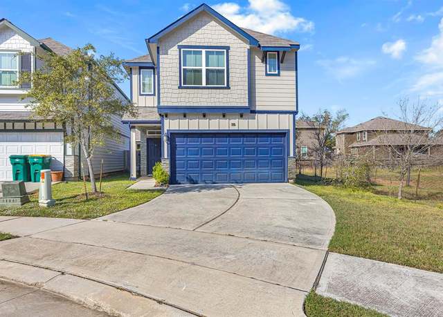 Property at 104 Camelot Place Ct, Conroe, TX 77304, 3 beds, 2.5 baths