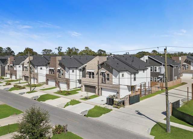 Property at 5812 Francis Oak Place Pl, Houston, TX 77091, 3 beds, 2.5 baths