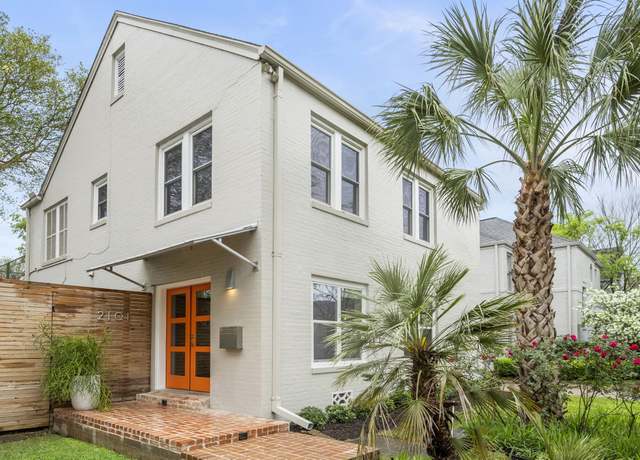 Property at 2101 Banks St, Houston, TX 77098, 2 beds, 2.5 baths