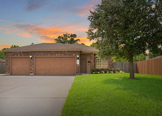 Property at 18819 Deer Trace Dr, Crosby, TX 77532, 3 beds, 2 baths