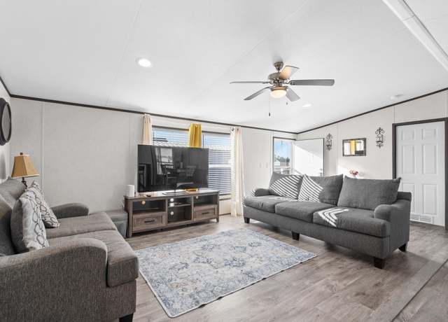Property at 752 Road 5820, Cleveland, TX 77327, 3 beds, 2 baths