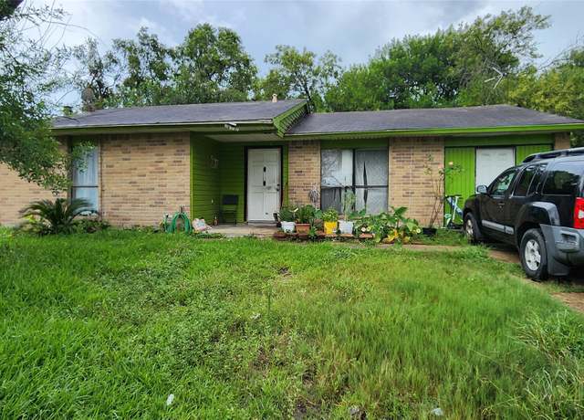 Property at 6227 Hollow Pines Dr, Houston, TX 77049, 2 beds, 1 bath