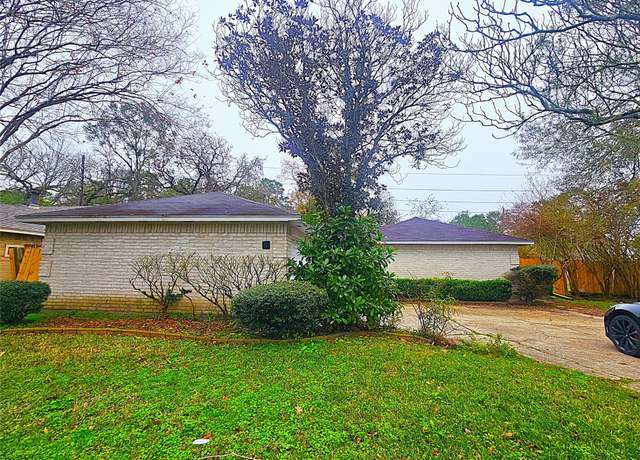 Property at 6402 Barrygate Dr, Spring, TX 77373, 3 beds, 2 baths