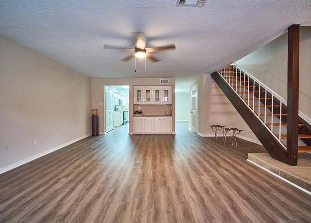 Property at 10818 Briar Forest Dr #34, Houston, TX 77042, 2 beds, 2.5 baths