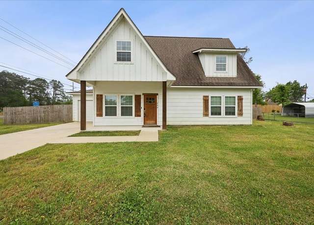 Property at 240 Wren St, Lumberton, TX 77657, 3 beds, 2.5 baths