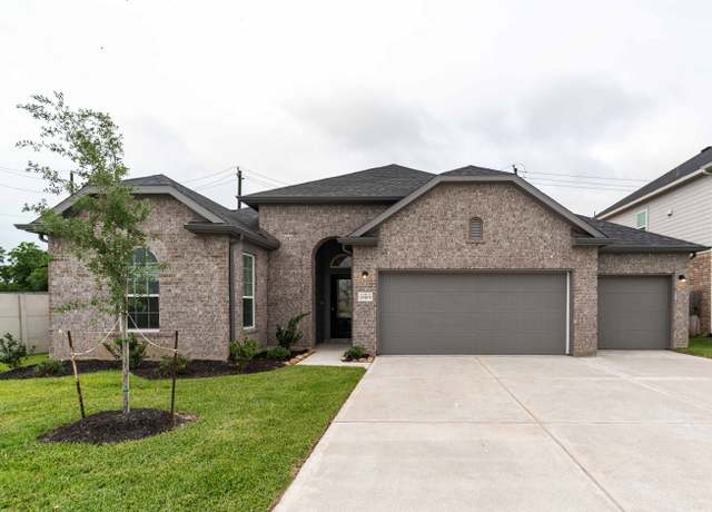 Property at 23403 Malbec Dr, Alvin, TX 77511, 3 beds, 2 baths