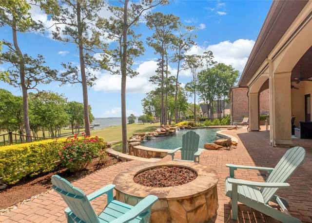 Property at 67 Promenade St N, Montgomery, TX 77356, 3 beds, 4 baths