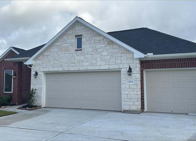 Property at 12103 Champions Frst, Mont Belvieu, TX 77535, 4 beds, 2 baths