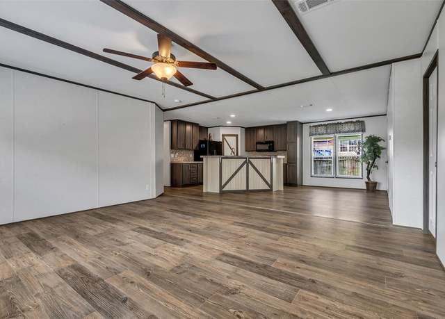 Property at 9529 Cypress Dr, Willis, TX 77318, 3 beds, 2 baths