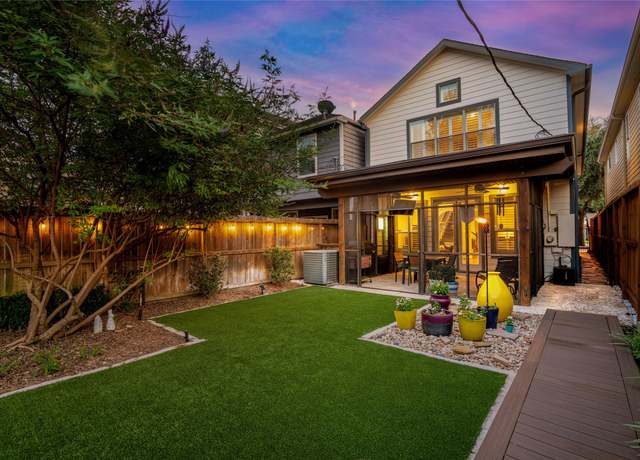 Property at 831 W 17th St, Houston, TX 77008, 3 beds, 2.5 baths
