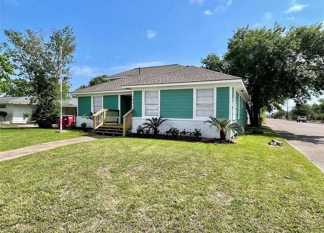 Property at 1031 W 7th St, Freeport, TX 77541, 4 beds, 2 baths