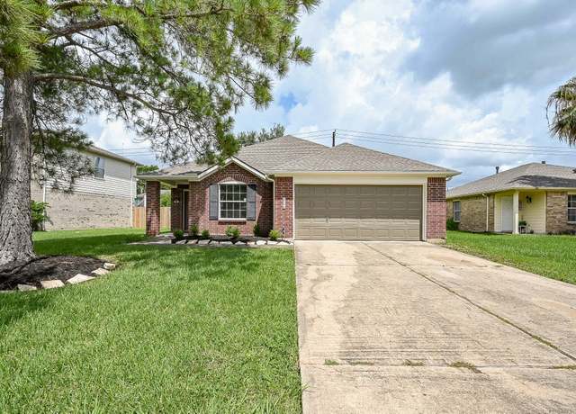 Property at 2046 Grand Park Dr, Missouri City, TX 77489, 3 beds, 2 baths