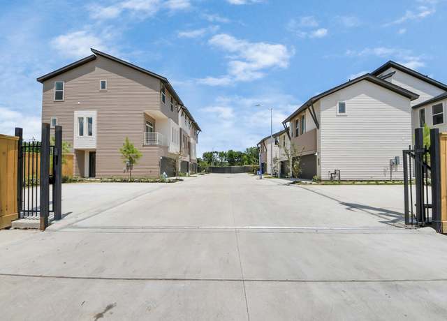 Property at 3216 Mansfield St #5903, Houston, TX 77091, 3 beds, 3.5 baths