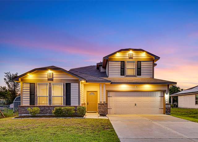 Property at 6454 Blimp Base Rd, Hitchcock, TX 77563, 4 beds, 3 baths