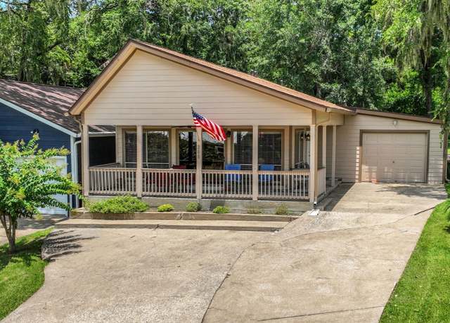 Property at 63 Harbour Row Dr, Coldspring, TX 77331, 2 beds, 1.5 baths
