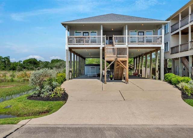 Property at 2101 Menard Ave, Seabrook, TX 77586, 3 beds, 2 baths
