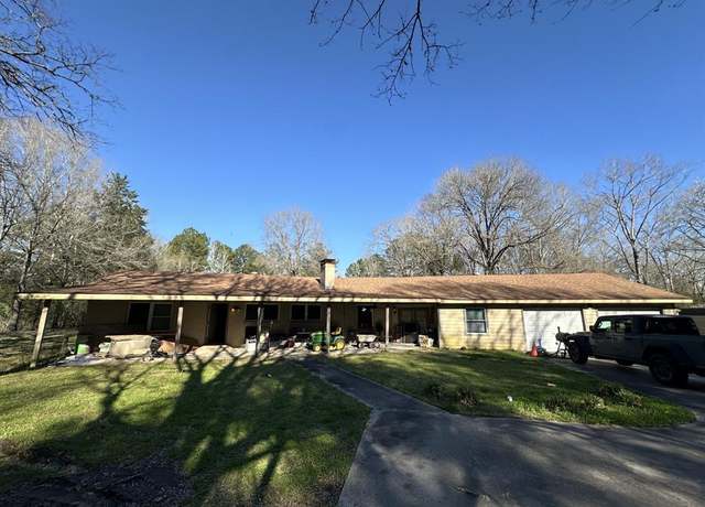 Property at 1030 Mangum Rd, Livingston, TX 77351, 4 beds, 3 baths