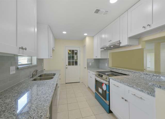 Property at 11223 Sageland Dr, Houston, TX 77089, 3 beds, 2 baths