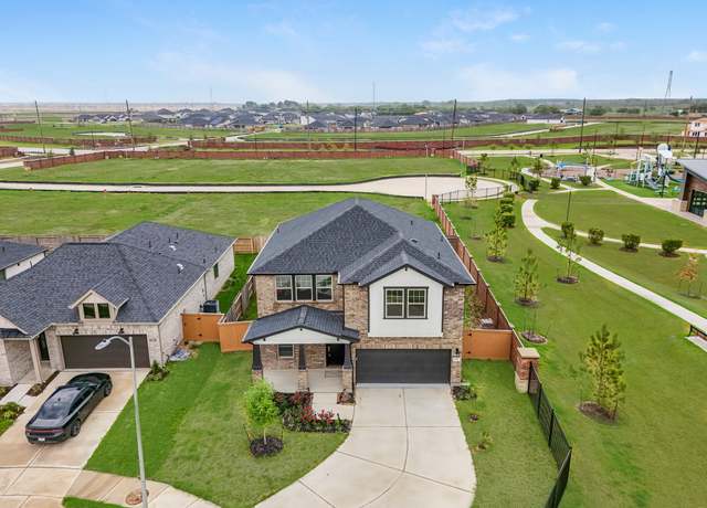 Property at 5502 Pearl Vista Dr, Katy, TX 77493, 4 beds, 2.5 baths