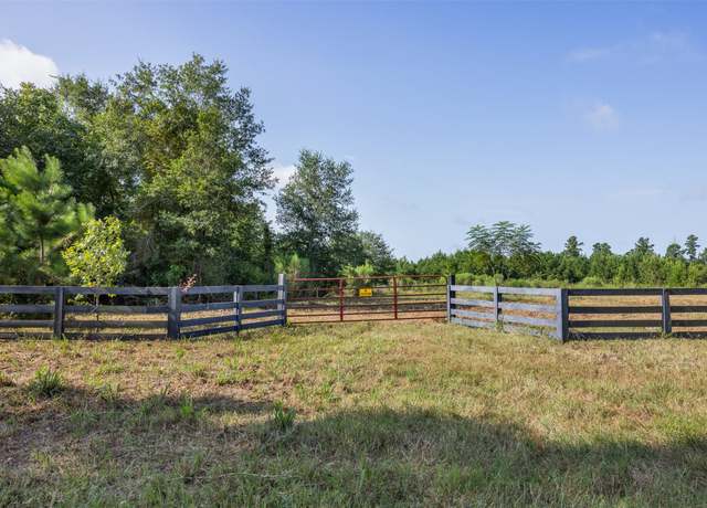 Property at 109 Old Sign Rd, Midway, TX 75852