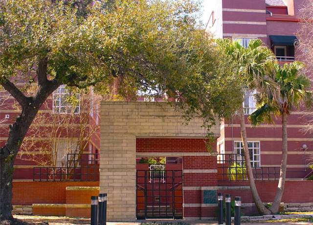 Property at 4004 Montrose Blvd Unit 35F, Houston, TX 77006, 1 bed, 1 bath
