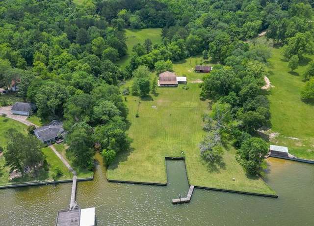 Property at 980 Hill Farm Rd Rd, Coldspring, TX 77331, 2 beds, 2 baths