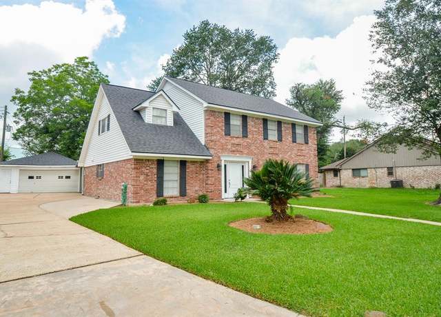 Property at 9719 Kindletree Dr, Houston, TX 77040, 4 beds, 2.5 baths