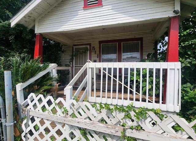 Property at 332 Pennsylvania St, Houston, TX 77029, 5 beds, 2 baths