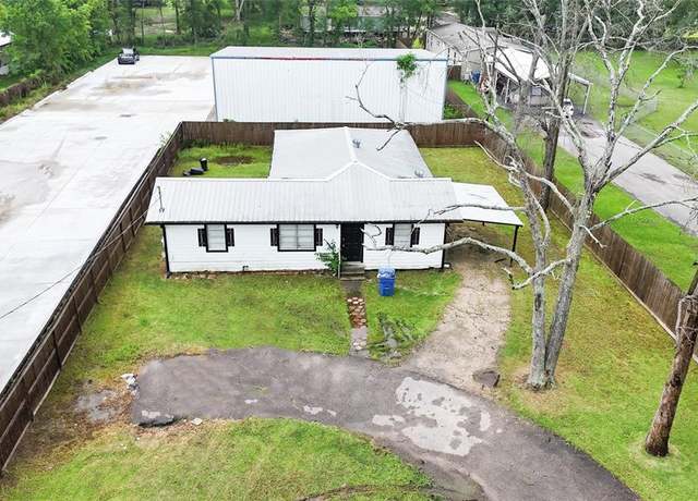 Property at 22316 E Martin Dr, Porter, TX 77365, 4 beds, 2 baths