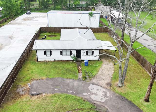 Property at 22316 E Martin Dr, Porter, TX 77365, 4 beds, 2 baths