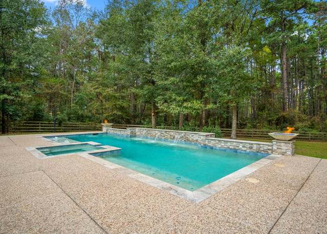 Property at 9643 Longmire Creek Way, Conroe, TX 77304, 4 beds, 3.5 baths