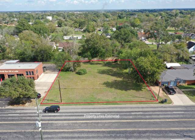 Property at 902 Meyer, Sealy, TX 77474